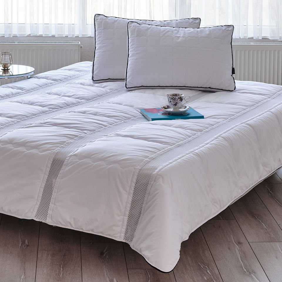 Bedmall Anita Airfile Çift Kişilik Yorgan ve 1 Adet Airfile Yastık Seti 50x70 cm